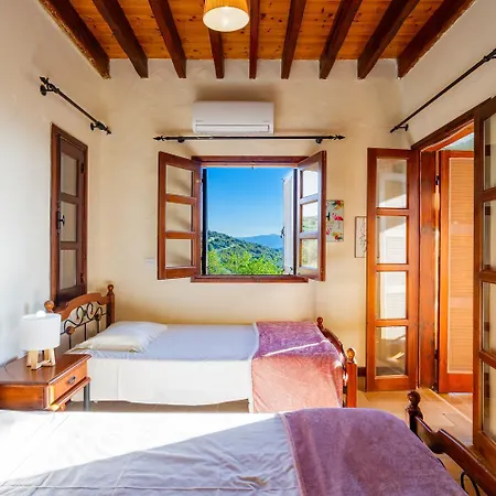 River View Villa *