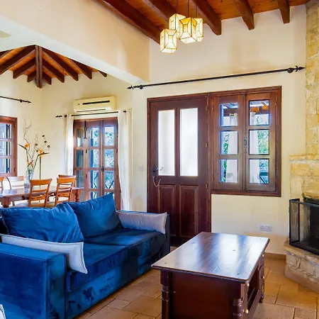 River View Villa *